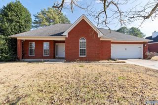 101 Cedar Hollow Road, Huntsville, AL 35806