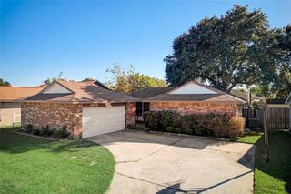 9910 Willmont Road, La Porte, TX 77571
