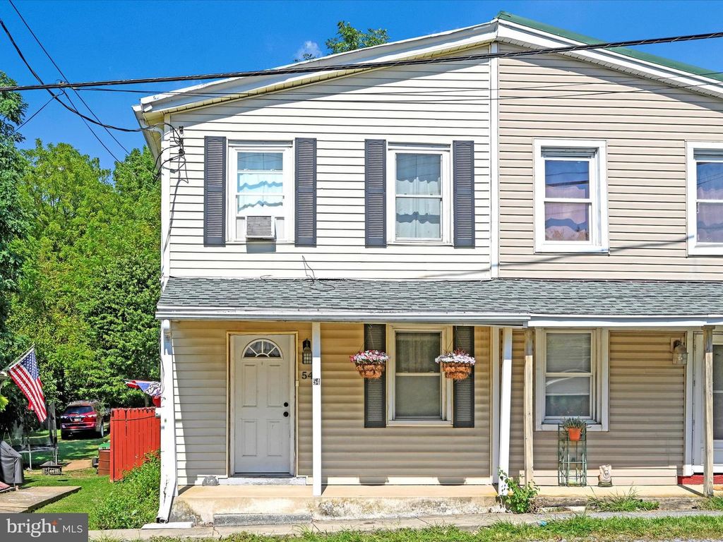 54 N SHERIDAN RD, Newmanstown, PA 17073
