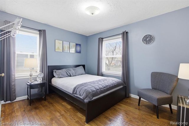 2729 Thomas Avenue, Berkley, MI 48072