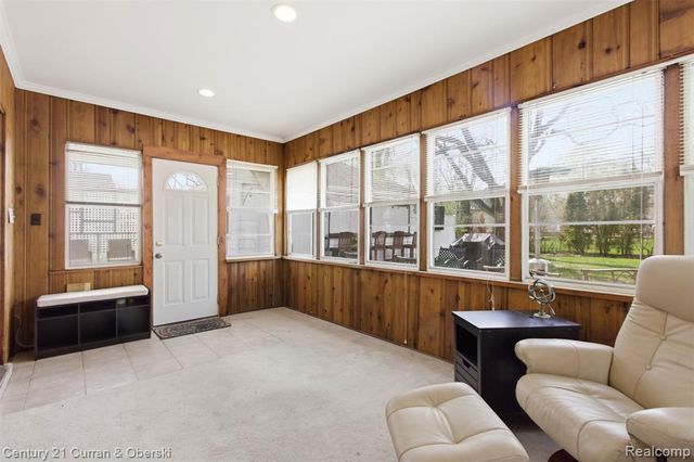 2729 Thomas Avenue, Berkley, MI 48072