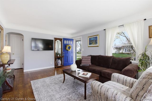 2729 Thomas Avenue, Berkley, MI 48072