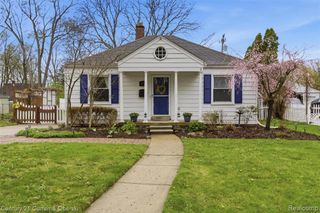 2729 Thomas Avenue, Berkley, MI 48072