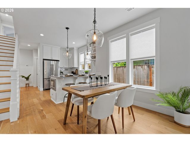 5437 Ne 37TH Ave, Portland, OR 97211