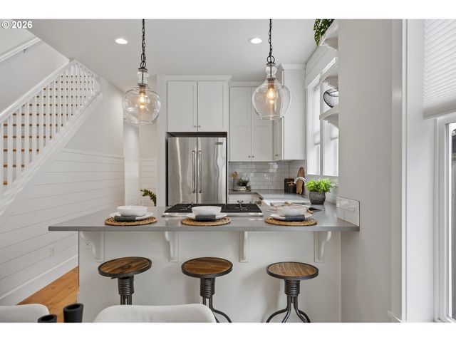 5437 Ne 37TH Ave, Portland, OR 97211