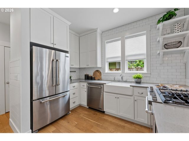 5437 Ne 37TH Ave, Portland, OR 97211