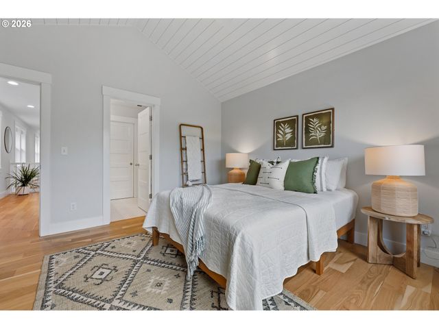 5437 Ne 37TH Ave, Portland, OR 97211