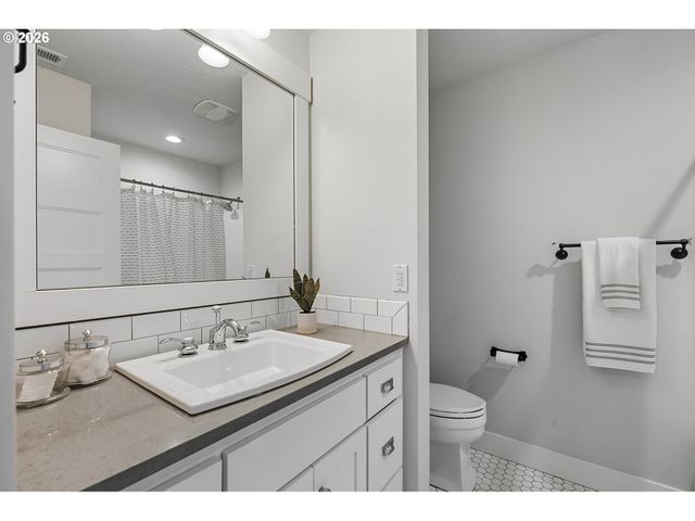 5437 Ne 37TH Ave, Portland, OR 97211