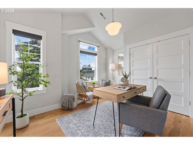 5437 Ne 37TH Ave, Portland, OR 97211