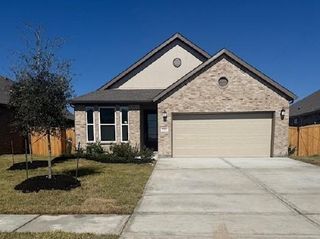 2817 Ravine Bluffs Court, League City, TX 77573