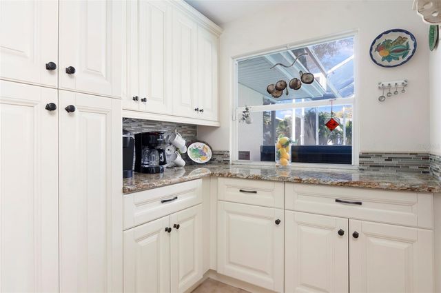 1845 72ND AVENUE NE, St Petersburg, FL 33702