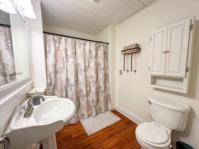 16433 State Highway 27, Ferryville, WI 54628