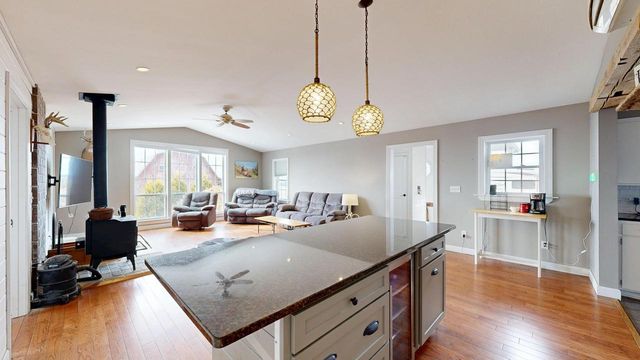 16433 State Highway 27, Ferryville, WI 54628