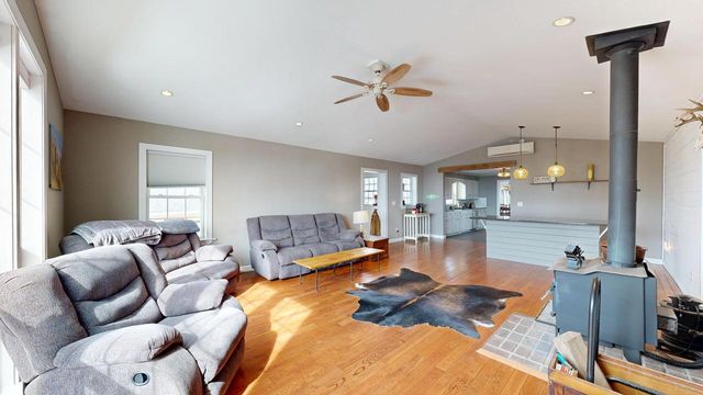 16433 State Highway 27, Ferryville, WI 54628