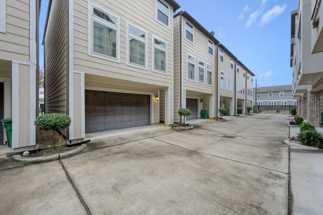 351 W 26th Street, Houston, TX 77008