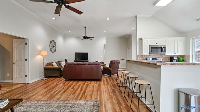 16541 Arbor Drive, Athens, AL 35613