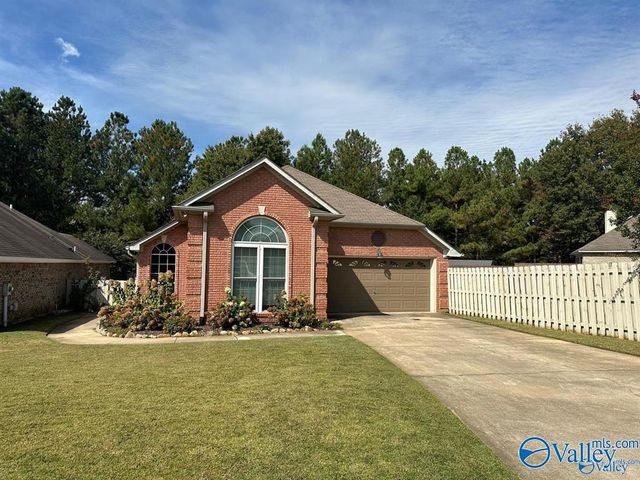16541 Arbor Drive, Athens, AL 35613