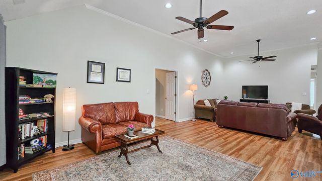 16541 Arbor Drive, Athens, AL 35613