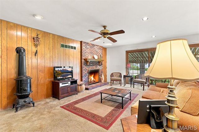 12954 Baalbek Drive, Sunset Hills, MO 63127