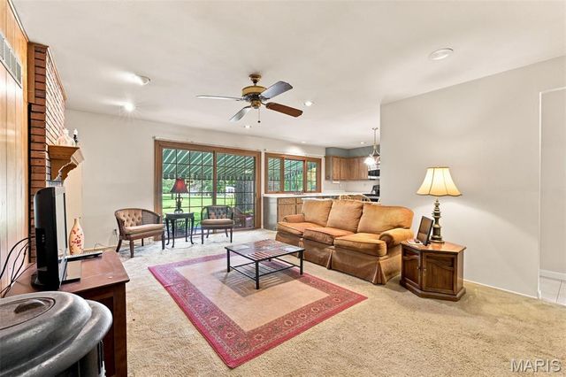 12954 Baalbek Drive, Sunset Hills, MO 63127