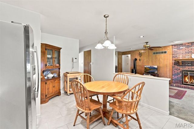 12954 Baalbek Drive, Sunset Hills, MO 63127