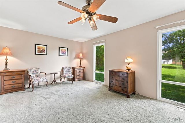 12954 Baalbek Drive, Sunset Hills, MO 63127