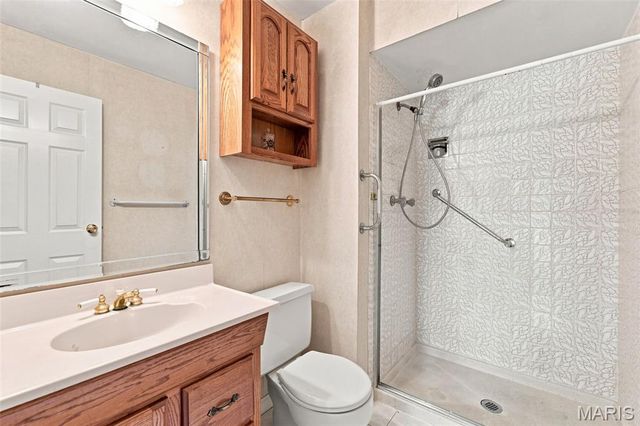 12954 Baalbek Drive, Sunset Hills, MO 63127