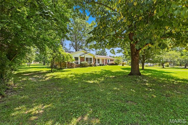 12954 Baalbek Drive, Sunset Hills, MO 63127