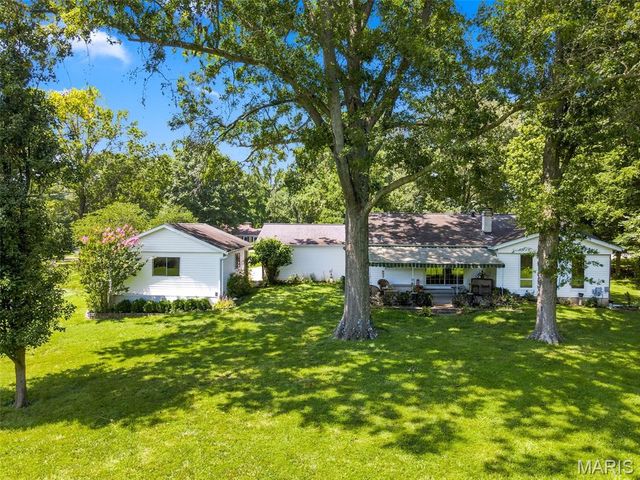 12954 Baalbek Drive, Sunset Hills, MO 63127