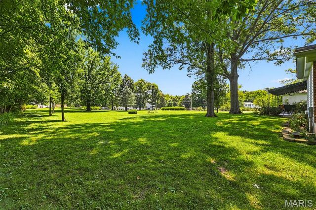 12954 Baalbek Drive, Sunset Hills, MO 63127