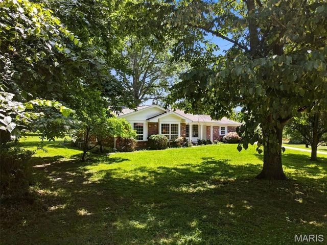 12954 Baalbek Drive, Sunset Hills, MO 63127