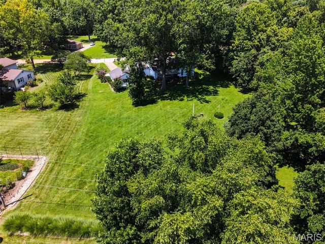 12954 Baalbek Drive, Sunset Hills, MO 63127