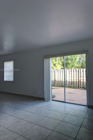8020 SW 17th Pl 3-5, Davie, FL 33324