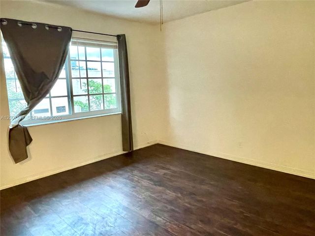 8020 SW 17th Pl 3-5, Davie, FL 33324