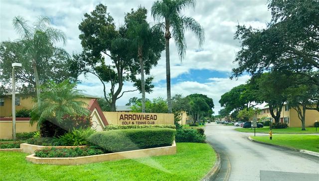 8020 SW 17th Pl 3-5, Davie, FL 33324