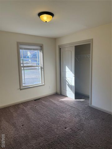 18 Wedgewood Drive, Union, MO 63084