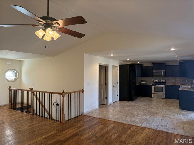 18 Wedgewood Drive, Union, MO 63084