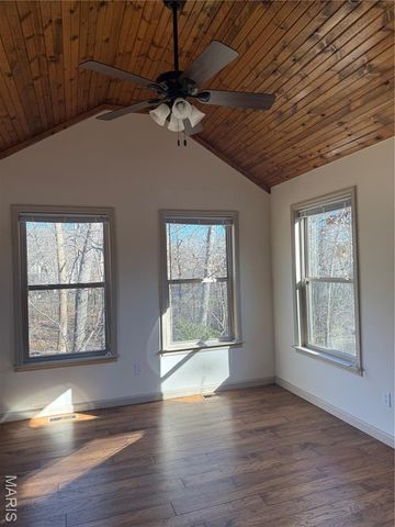 18 Wedgewood Drive, Union, MO 63084