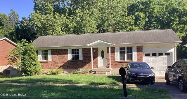 8313 Roseborough Rd, Louisville, KY 40228