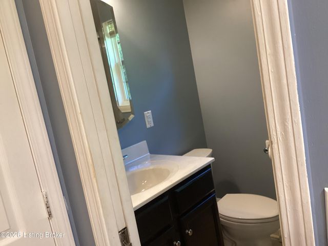 8313 Roseborough Rd, Louisville, KY 40228