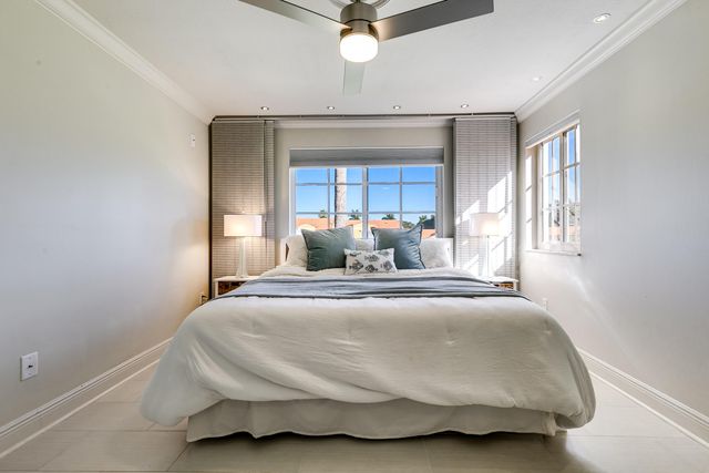 157 Yacht Club Way 310, Hypoluxo, FL 33462