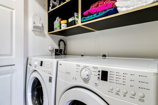 157 Yacht Club Way 310, Hypoluxo, FL 33462