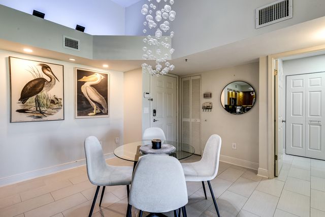 157 Yacht Club Way 310, Hypoluxo, FL 33462