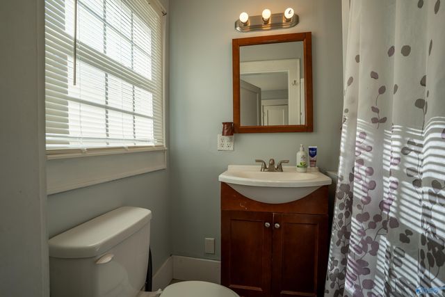 618 Elm Avenue, South Pittsburg, TN 37380