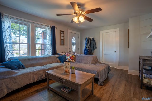 618 Elm Avenue, South Pittsburg, TN 37380