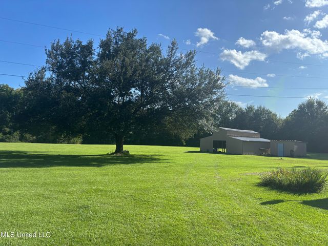 726 Henleyfield Mcneill Road, Carriere, MS 39426