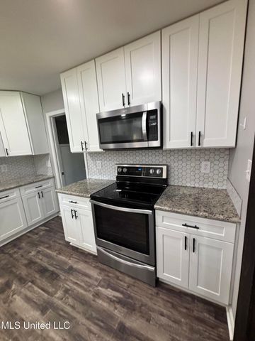 726 Henleyfield Mcneill Road, Carriere, MS 39426