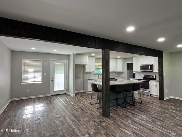 726 Henleyfield Mcneill Road, Carriere, MS 39426