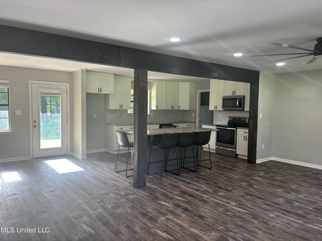 726 Henleyfield Mcneill Road, Carriere, MS 39426