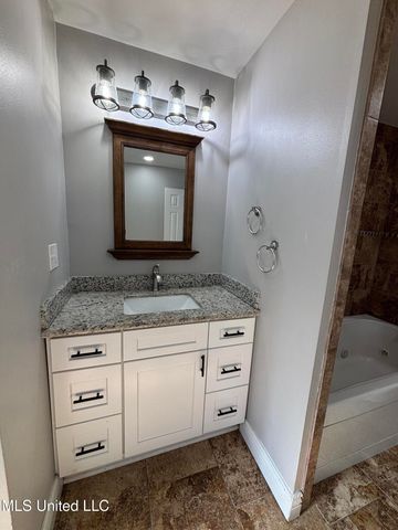 726 Henleyfield Mcneill Road, Carriere, MS 39426